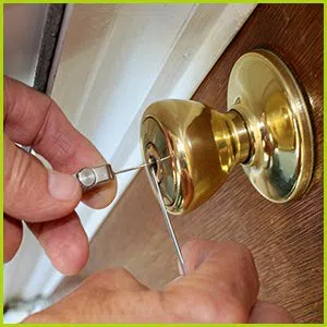 Expert Locksmith Services North Providence, RI 401-424-9799 - 5-lock-opening