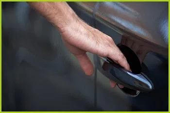 Expert Locksmith Services North Providence, RI 401-424-9799 - 8-opening-car-locks